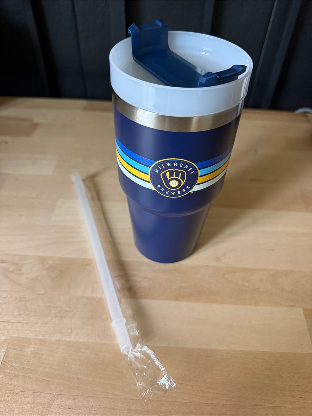 Milwaukee Brewers Tumbler with Straw, New!